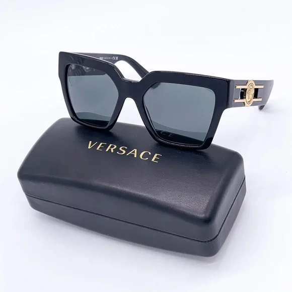 Versace Mod 4458-F GB1/87 Sunglasses in Black with Gold New Authentic Versace | Accessories | New Versace Ve4458 Gb87 Unisex  main image 2